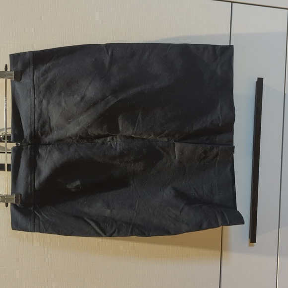 Banana Republic Navy Skirt - Picture 4 of 6